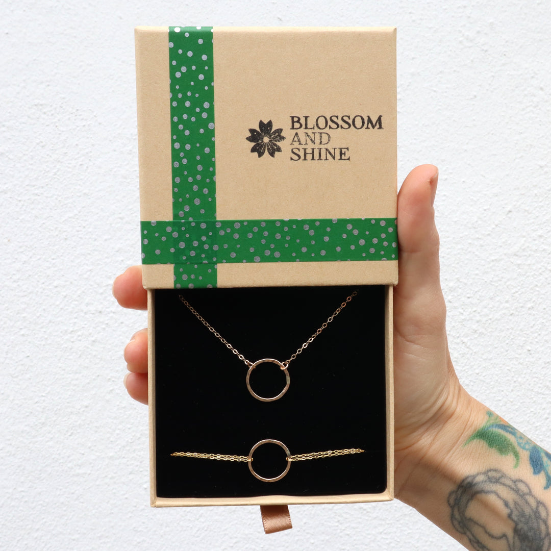 circle jewelry gift set with necklace bracelet or earrings in sterling silver or 14k gold filled with holiday gift box