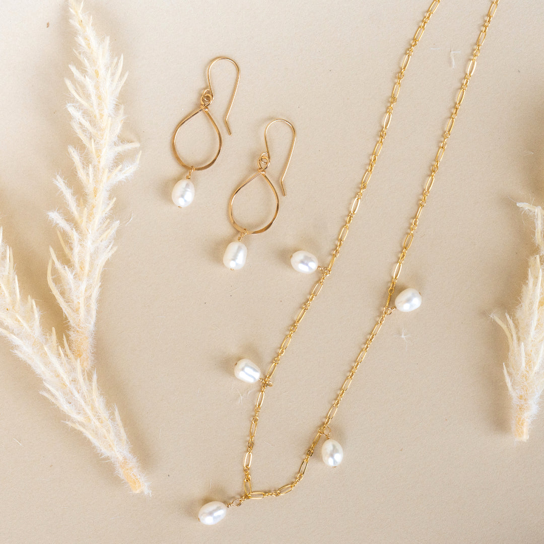 pearl jewelry gift set in sterling silver or 14k gold filled with fresh water pearls in a holiday gift box