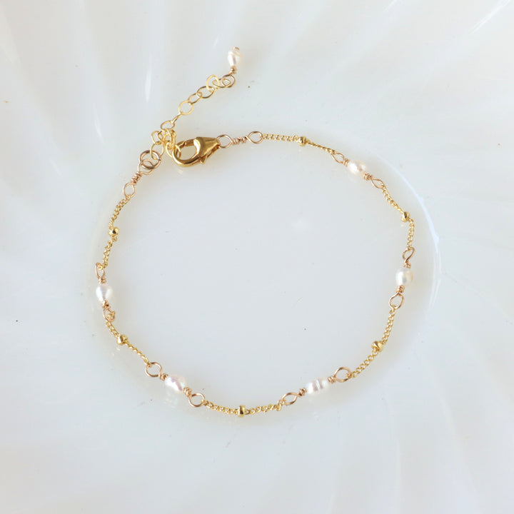 birthstone bracelet in 14k gold filled wiht october gemstone freshwater pearls