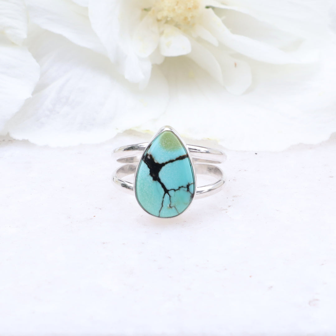 one of a kind sterling silver double round ring band featuring hubei turquoise gemstone