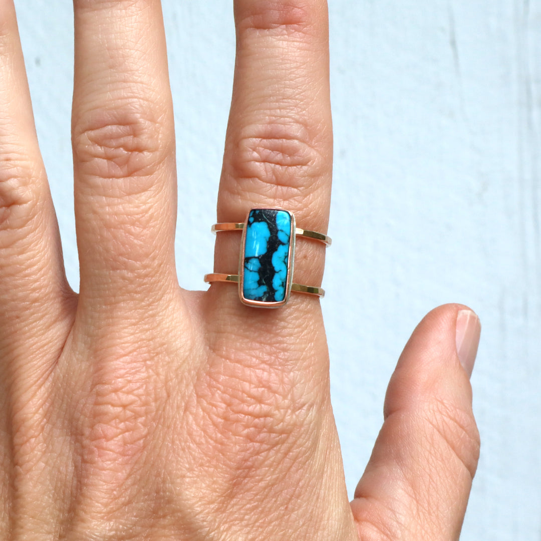one of a kind 14k gold filled hammered double band ring featuring hubei turquoise gemstone